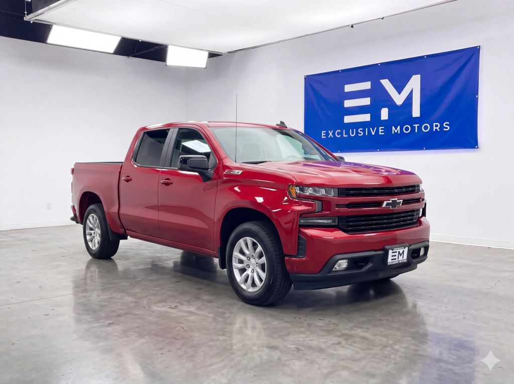 2021 Chevrolet Silverado 1500 Crew Cab RST Pickup 4D 5 3/4 ft