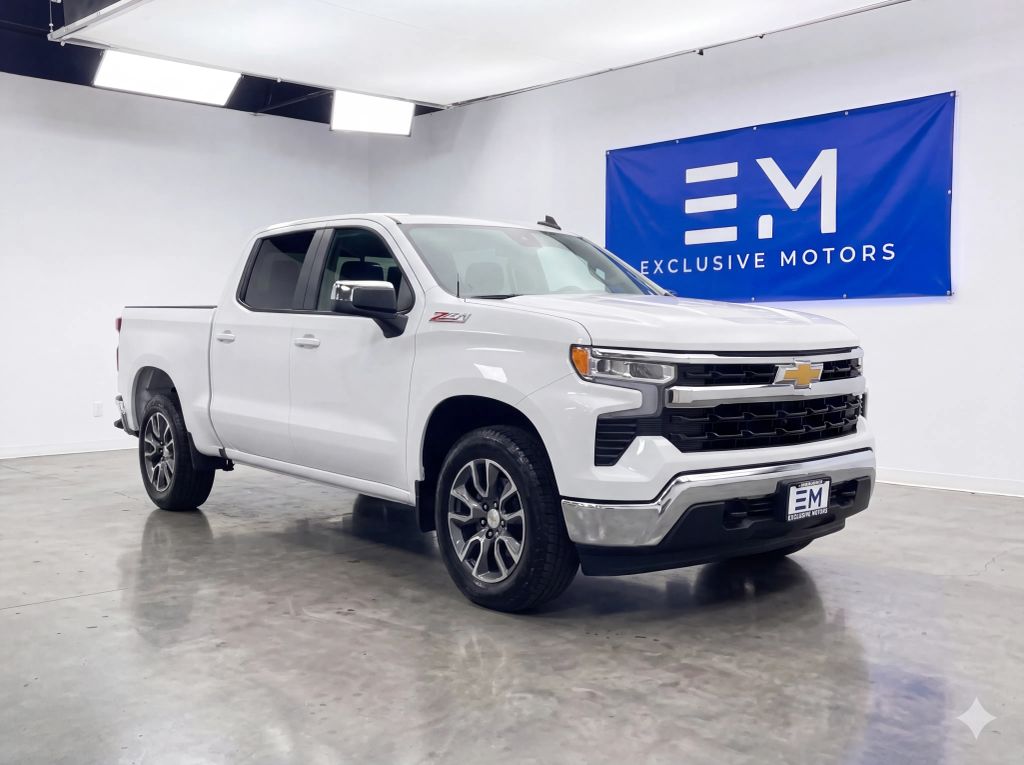 2023 Chevrolet Silverado 1500 Crew Cab LT Pickup 4D 5 3/4 ft